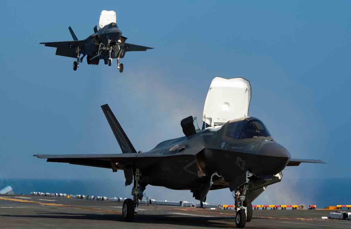 F-35 landing