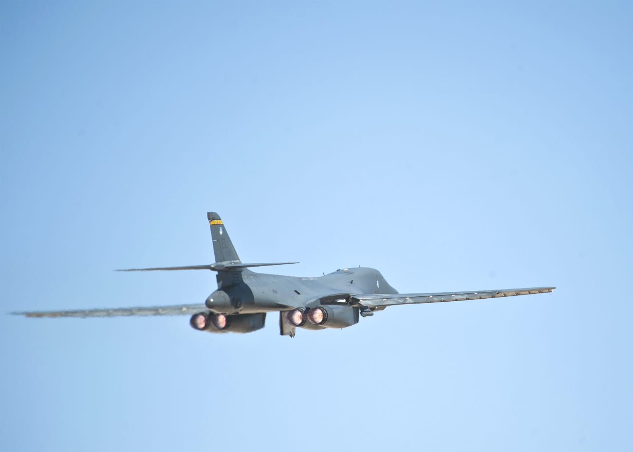 B-1b images lancer takeoff
