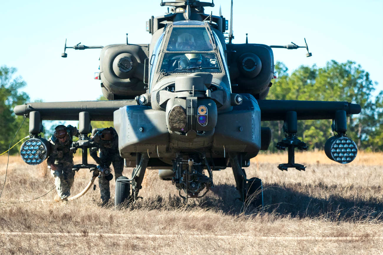 AH-64 Apache Images Helicopter front