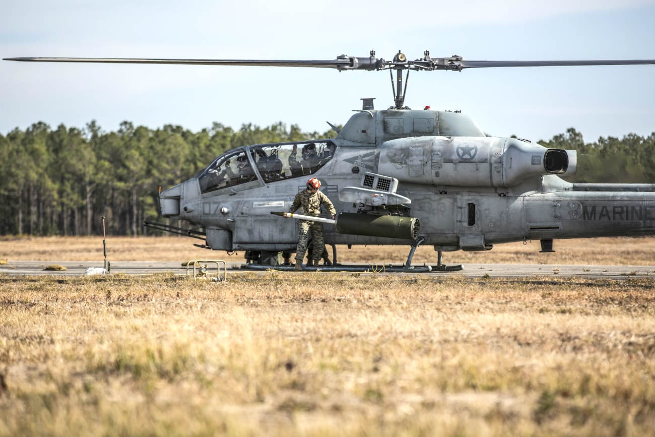 AH1 Super Cobra rocket