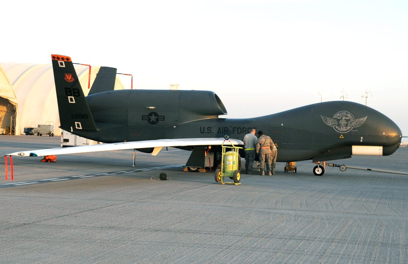 RQ-4 Images Global Hawk Maintenance