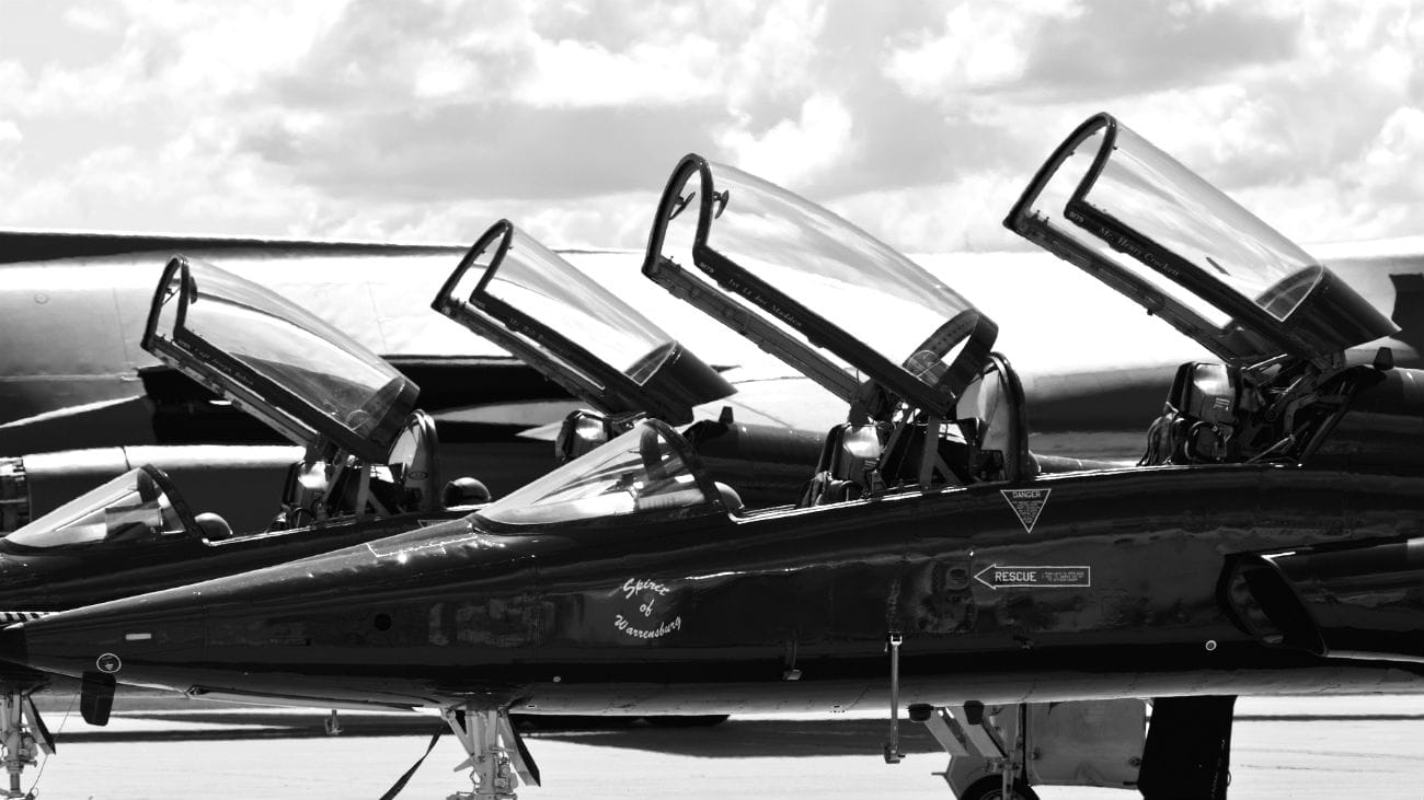 T-38 Talons parked