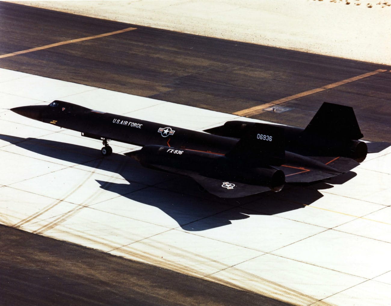 Lockheed YF-12 - On taxiway