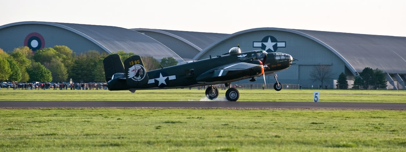 B-25J Show Me taking off