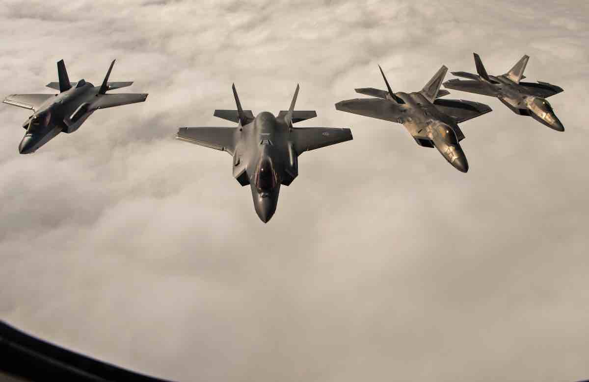 F-22 and F-35 aerial refuel