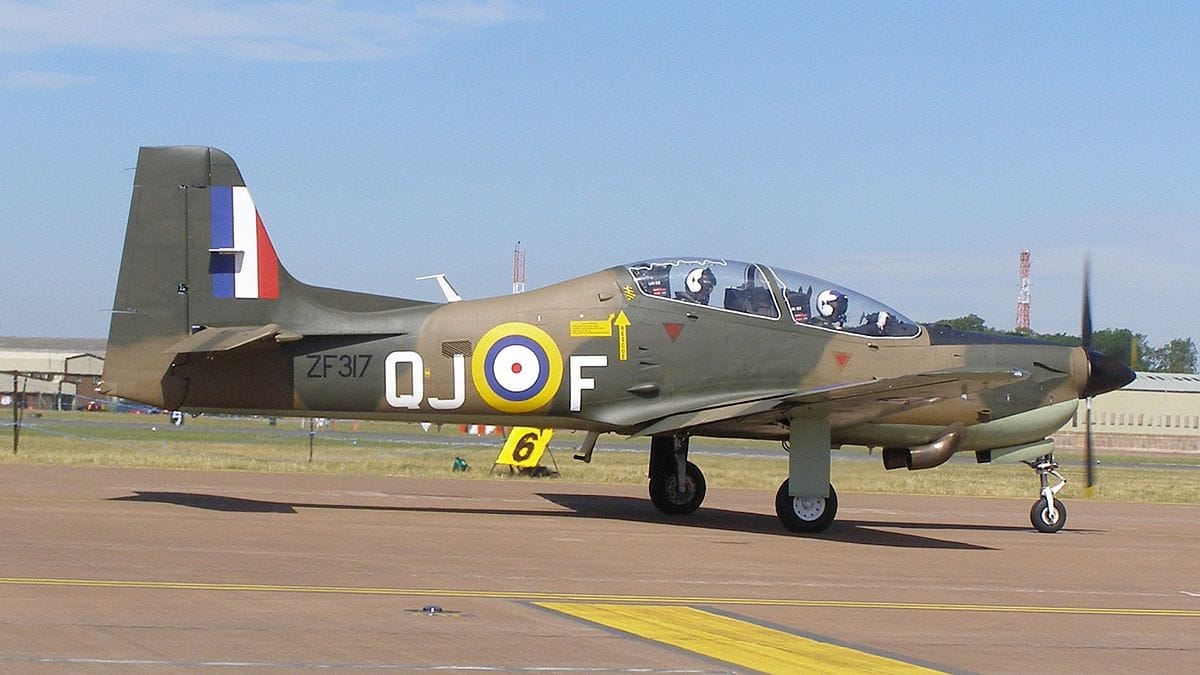 1200px ZF317 Tucano 1449