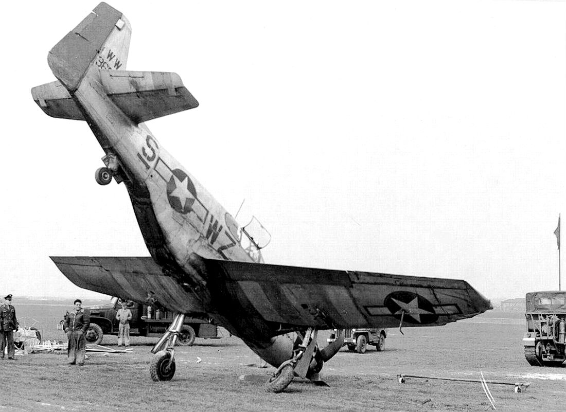 P-51 Mustang Damaged Landing